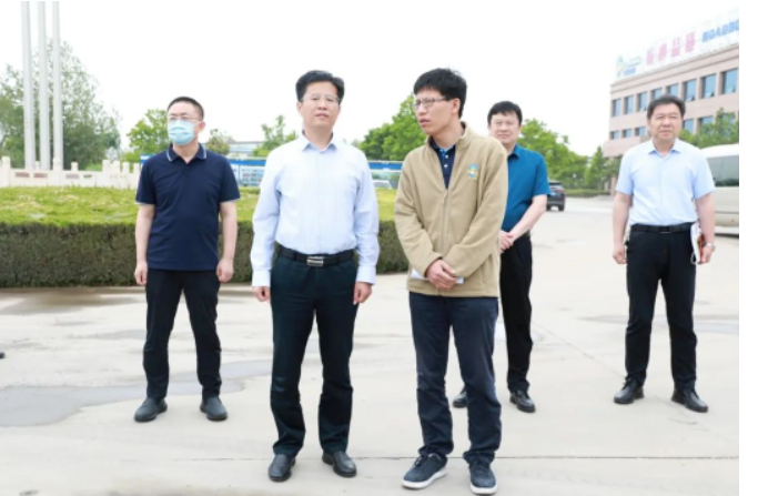 東營市廣饒縣委書記陳偉頌調(diào)研4家輪胎公司