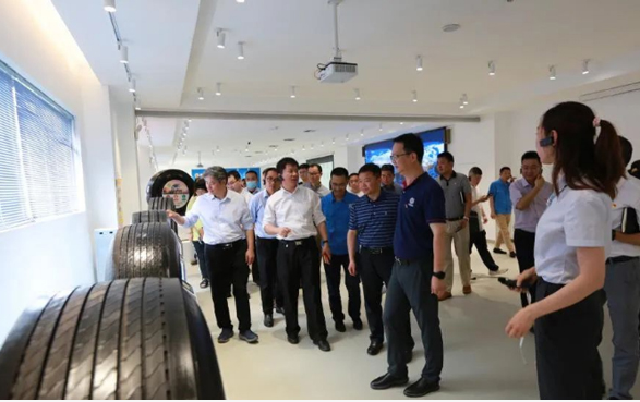 此次走訪交流進(jìn)一步加強(qiáng)了各方之間的溝通和了解，為未來的合作奠定了良好基礎(chǔ)。