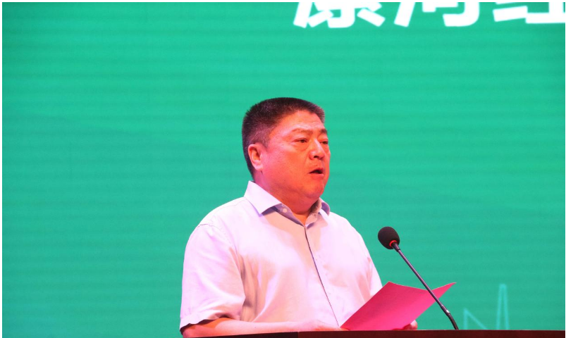 利通科技作為北交所上市企業(yè)和國內(nèi)液壓膠管龍頭企業(yè)，此次進軍產(chǎn)業(yè)產(chǎn)品延伸延展應(yīng)用的新領(lǐng)域，充分展現(xiàn)了公司將創(chuàng)新置于發(fā)展的核心地位。他希望通過此次簽約，實現(xiàn)強強聯(lián)合，重塑優(yōu)勢，實現(xiàn)行業(yè)領(lǐng)先。