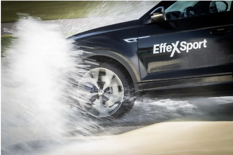 三角輪胎密切關(guān)注車輛駕駛過程中的關(guān)鍵要素，包括直線性、車手交互、轉(zhuǎn)向響應(yīng)、扭矩和輪胎的反饋。EffeXSport TH202輪胎為車手提供了來自車輛和輪胎的良好反饋，使車手能夠立即感知到減速并調(diào)節(jié)壓力，以應(yīng)對(duì)附著力極限下的駕駛情況，確保駕駛的安全。