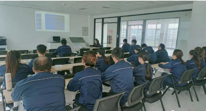 評審結(jié)果共提出了16個改進項和5個不符合項。質(zhì)檢中心表示將認真落實整改計劃，逐步改進和提高實驗室的技術(shù)能力和管理水平，為明年提交聚丙烯的擴項申請做準備。