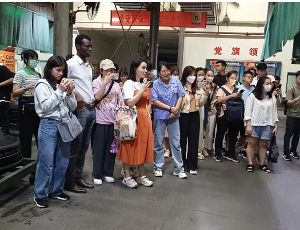 通過(guò)這次參觀(guān)交流活動(dòng)，新桂輪公司進(jìn)一步鞏固了在國(guó)際市場(chǎng)的聲譽(yù)。