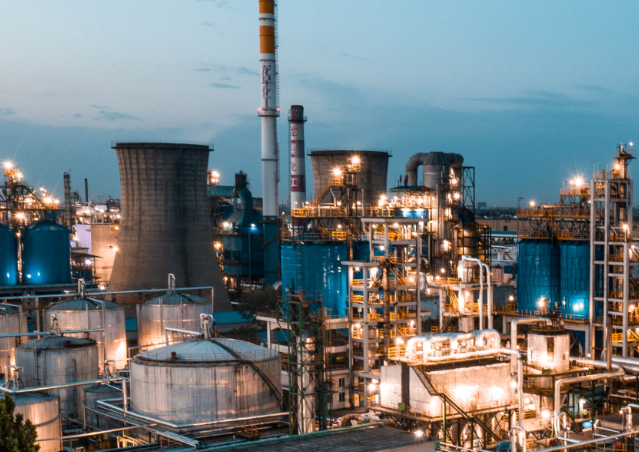 龍星化工股份有限公司最新披露，計劃發(fā)行可轉(zhuǎn)債以籌集資金，用于山西龍星碳基新材料循環(huán)經(jīng)濟(jì)產(chǎn)業(yè)項目(一期)的建設(shè)。募集資金總額預(yù)計不超過79444.21萬元。