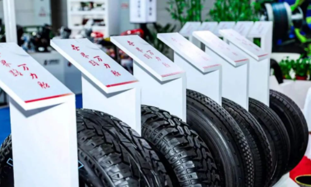 萬(wàn)力輪胎亮相第三屆中非經(jīng)貿(mào)博覽會(huì)，訂單頗豐