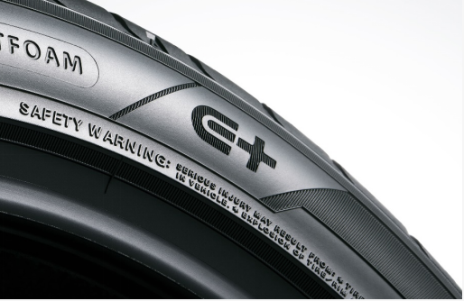 優(yōu)科豪馬輪胎宣布，將于2023年年底在中國(guó)國(guó)內(nèi)推出專為高端新能源汽車設(shè)計(jì)的超高性能輪胎“ADVAN Sport EV”。