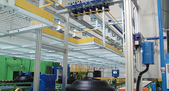 山東省工業(yè)互聯(lián)網(wǎng)平臺名單對外公示，共有61個省級重點平臺脫穎而出。其中，三角輪胎憑借其“輪胎行業(yè)研產(chǎn)銷集成管控平臺”的卓越表現(xiàn)成功入選。