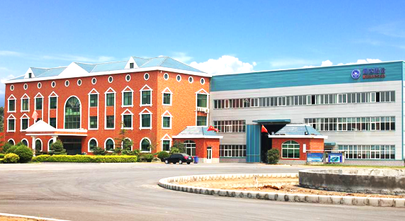 河南省工信廳宣布了2023年河南省制造業(yè)頭雁企業(yè)和重點(diǎn)培育企業(yè)的名單。在這份備受矚目的名單中，河南通達(dá)電纜股份有限公司脫穎而出，榮獲2023年河南省制造業(yè)頭雁企業(yè)的殊榮。