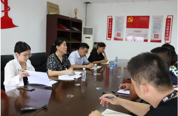 墾利區(qū)商務(wù)局副局長楊立海表示對公司的發(fā)展前景表示肯定，并承諾在今后的工作中，該局將持續(xù)與企業(yè)保持緊密的溝通與合作，提供政策支持，確保各項工作得以順利實施，共同營造穩(wěn)健、健康的發(fā)展環(huán)境。