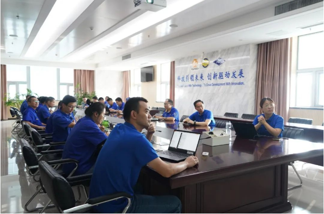 利德東方在黨的二十大精神的引領(lǐng)下，通過市場(chǎng)拓展、科技創(chuàng)新、高效生產(chǎn)和員工關(guān)懷，取得了顯著的成就。公司充滿信心，表示將繼續(xù)以堅(jiān)定的勇氣和創(chuàng)新的精神，迎接更廣闊的市場(chǎng)挑戰(zhàn)，為高質(zhì)量發(fā)展再創(chuàng)新輝煌。