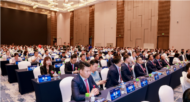 門(mén)窗行業(yè)盛會(huì)，榮基積極參與并榮獲多項(xiàng)榮譽(yù)