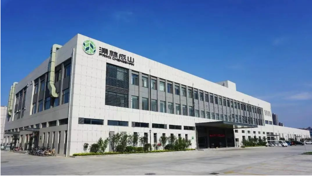 美國SEMA SHOW一直以其高度專業(yè)化而著稱，是世界各大汽配展中備受矚目的盛會，每年吸引數(shù)十萬車主和專業(yè)人士前來參觀。據(jù)官方消息，本次展會將有超過2,000種新品首次亮相，吸引來自全球100多個國家的150,000多名專業(yè)買家。