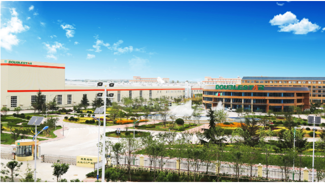 雙星輪胎則在“共享”煉膠中心方面取得了顯著進展，積極推動橡膠輪胎行業(yè)企業(yè)加入“共享”煉膠中心，以提升項目的經(jīng)濟和社會效益。通過完善橡膠密煉工藝的“共享”模式，該企業(yè)正在助力實現(xiàn)綠色煉膠工廠“共享”模式在整個行業(yè)內(nèi)的復(fù)制推廣，為實現(xiàn)“雙碳”目標(biāo)貢獻力量。