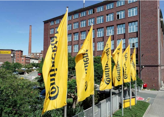 大陸集團(tuán)宣布，為了實(shí)施2025年起每年節(jié)省4億歐元的開支計(jì)劃，將削減汽車部門的部分工作崗位。大陸集團(tuán)稱，盡管裁員規(guī)模尚未確定，但預(yù)計(jì)將在四位數(shù)范圍內(nèi)。